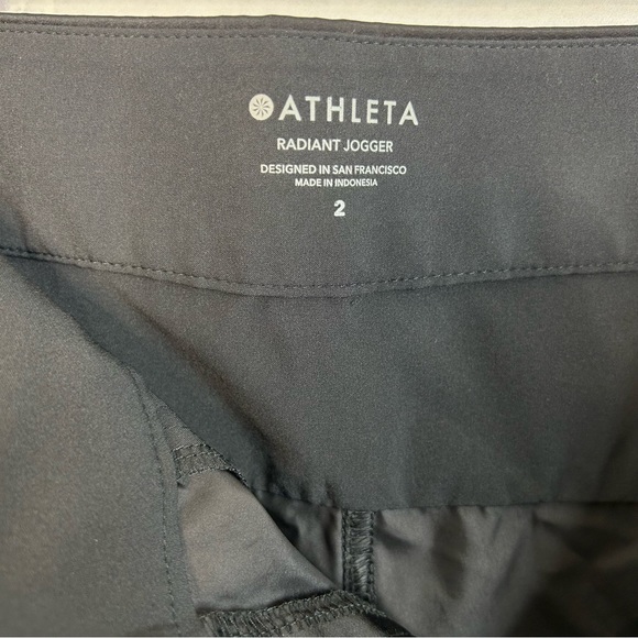 Athleta Radiant Jogger pant in black size 2 - Picture 7 of 11
